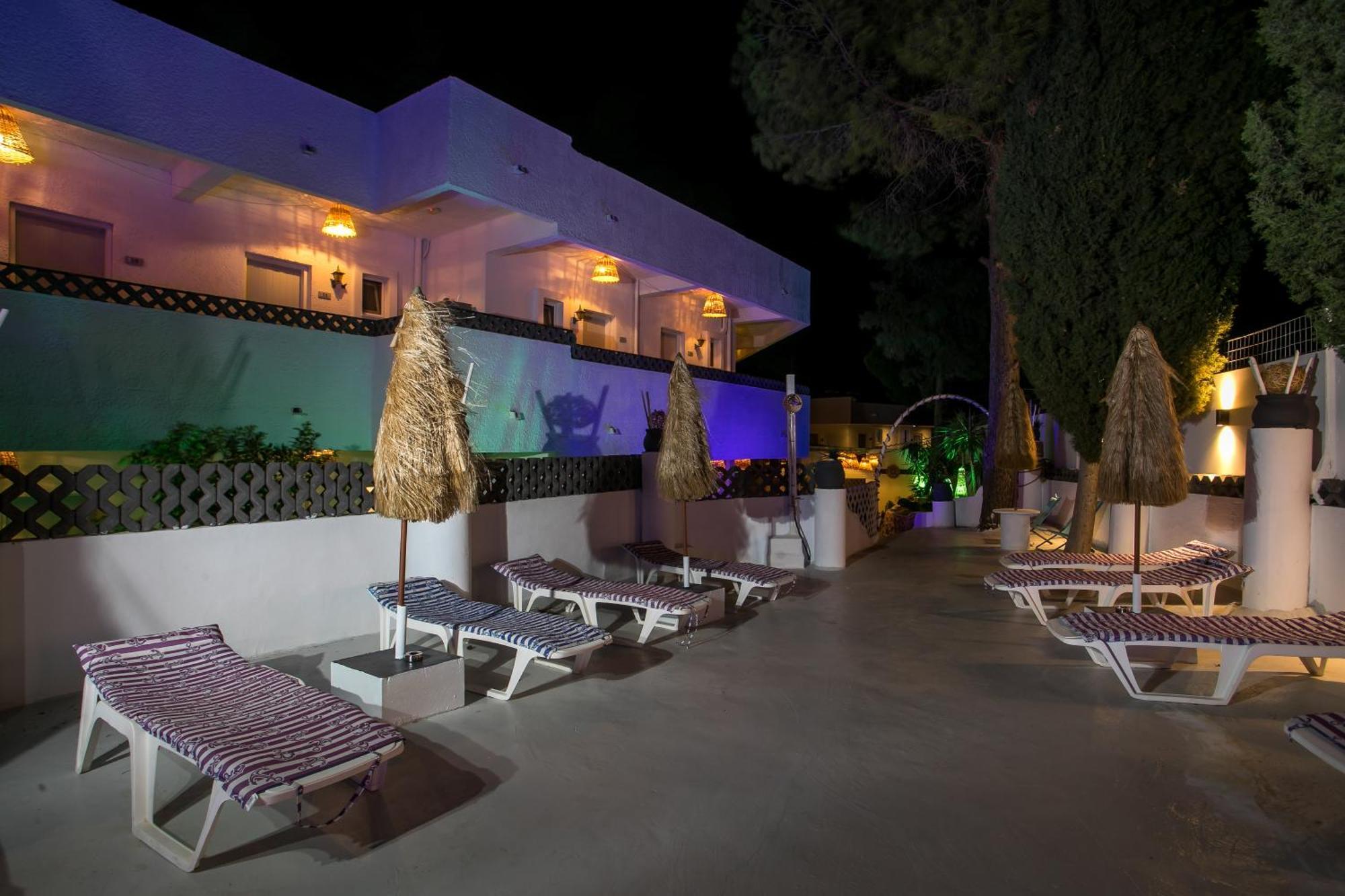 Casa Mikele By Sarikas - Sea Side Suites And Studios -Adults Only Faliraki Exterior foto